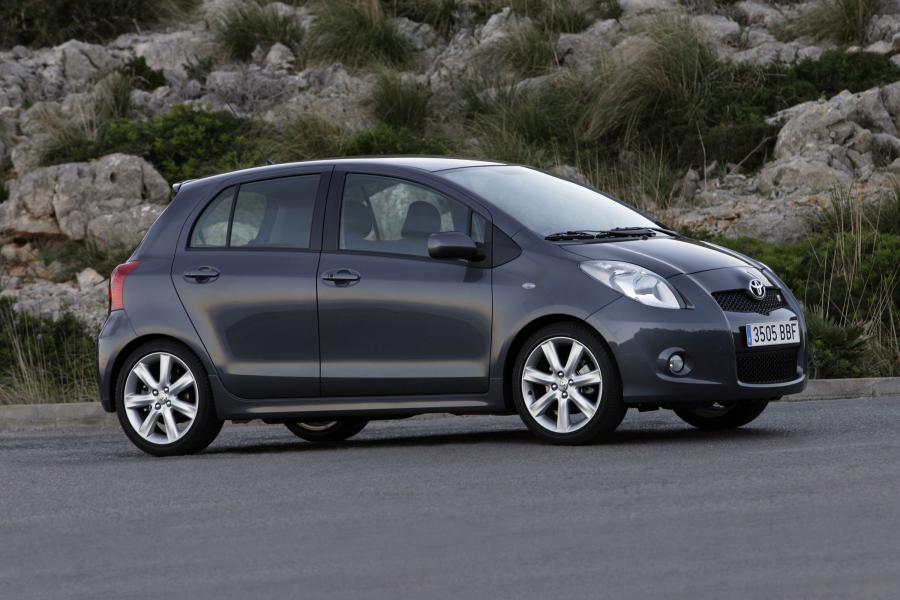  Toyota Yaris TS 2007 года  (фото 22 из 89)